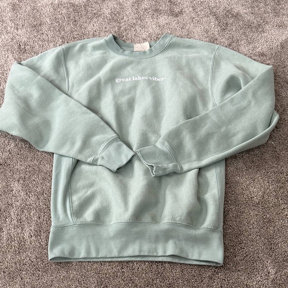 Kiloh & co Great Lake Vibes Sweatshirt